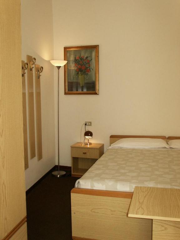 Albergo Corona Salsomaggiore Terme Zimmer foto