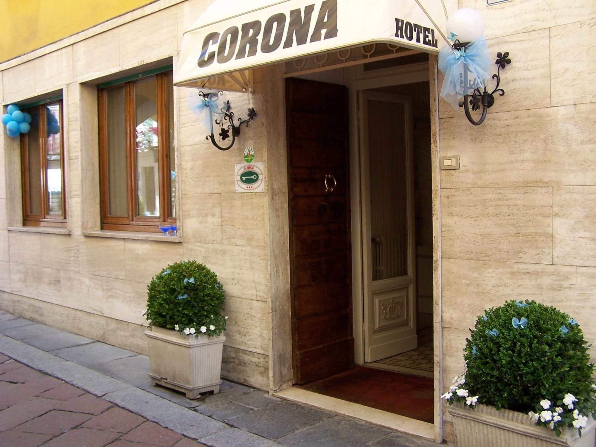 Albergo Corona Salsomaggiore Terme Exterior foto