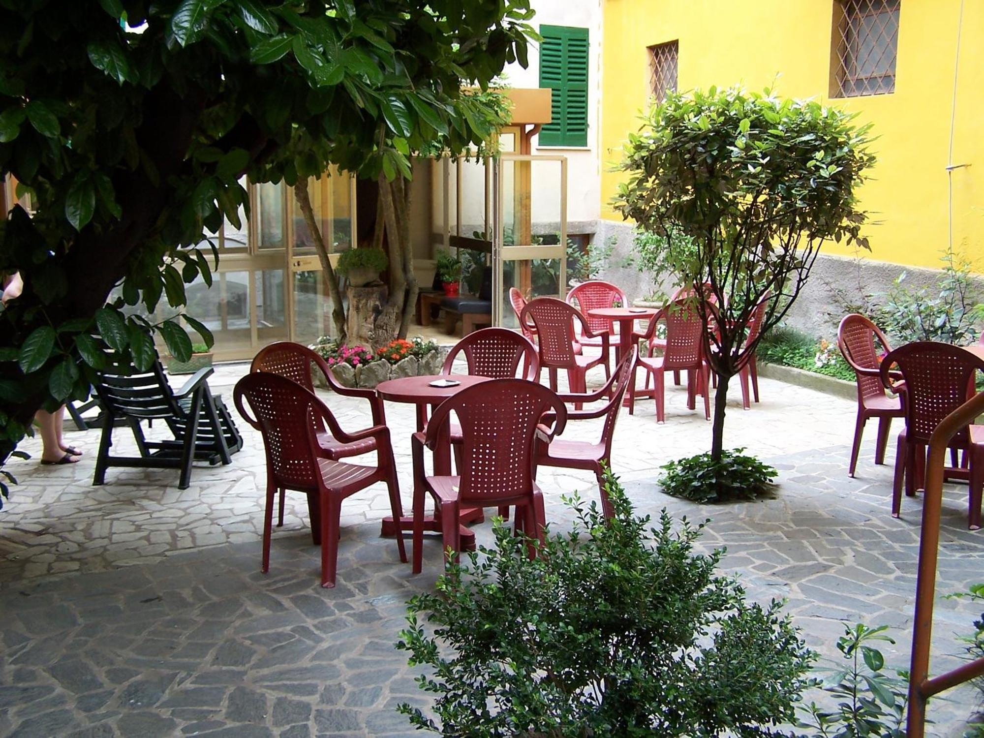 Albergo Corona Salsomaggiore Terme Exterior foto