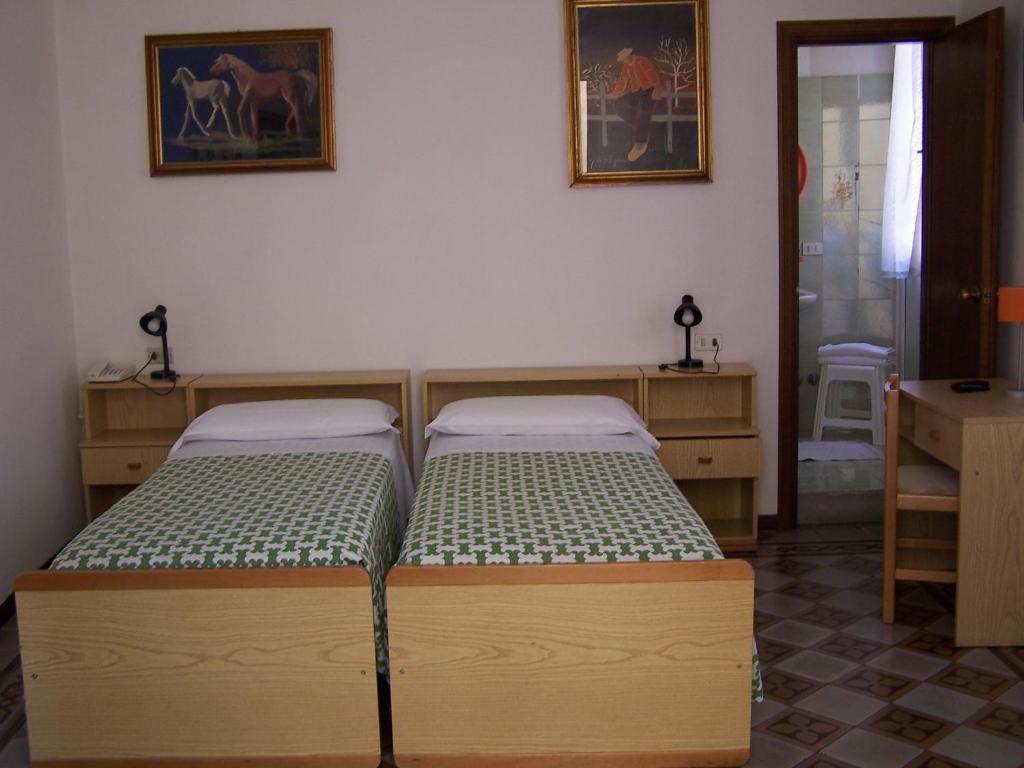 Albergo Corona Salsomaggiore Terme Zimmer foto